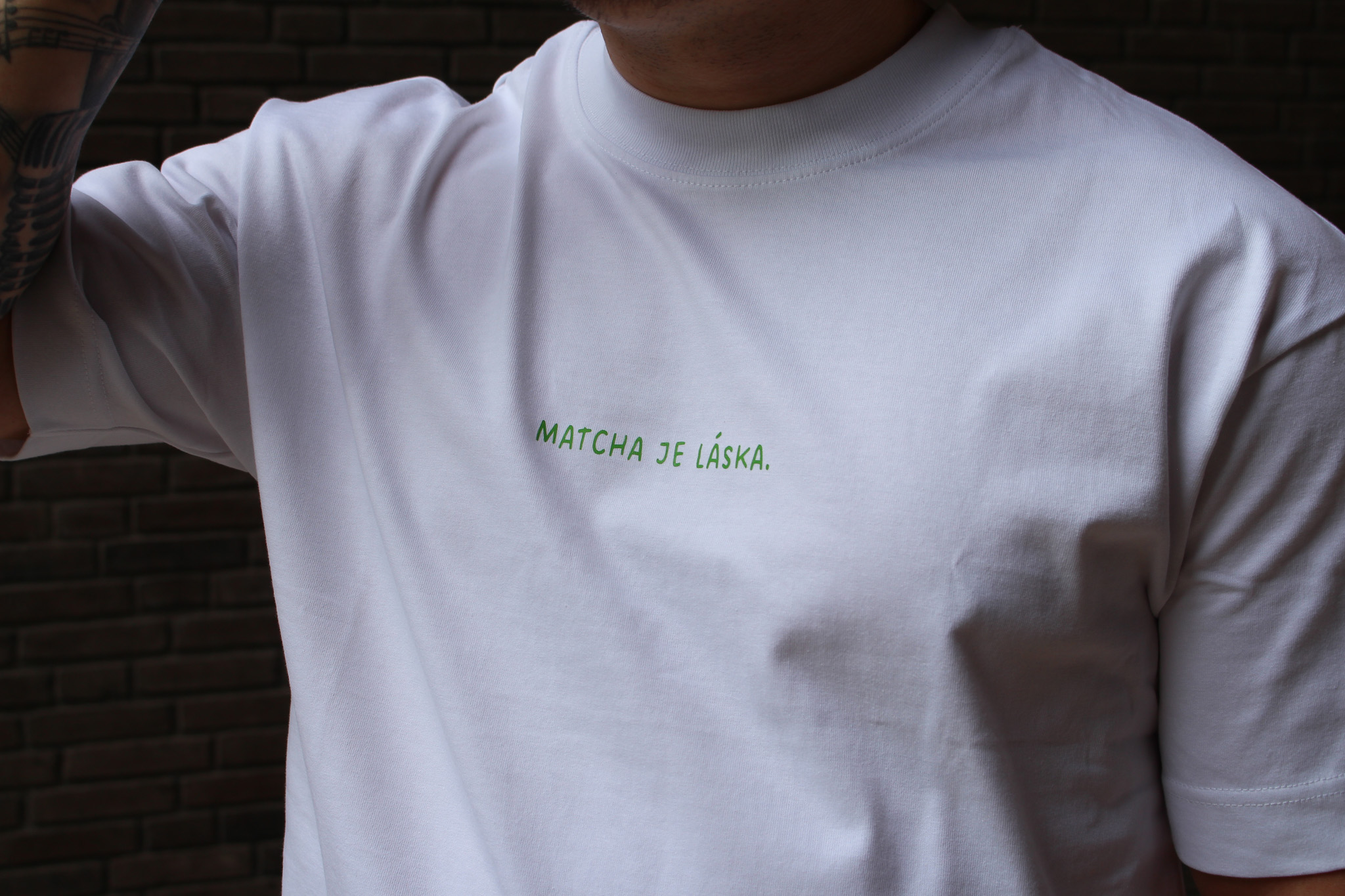 Oversize unisex tričko Matcha je láska.