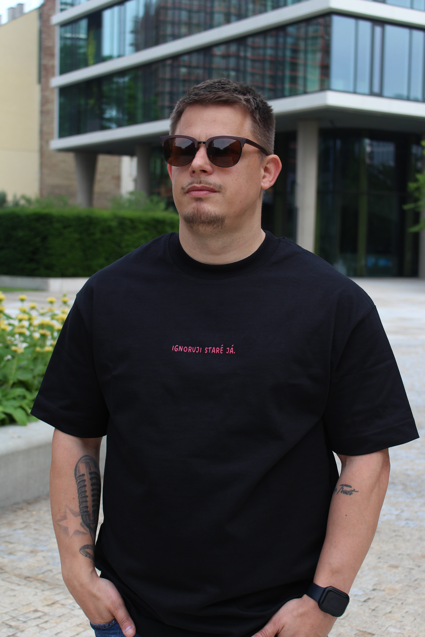 Oversize unisex tričko Ignoruji staré já.